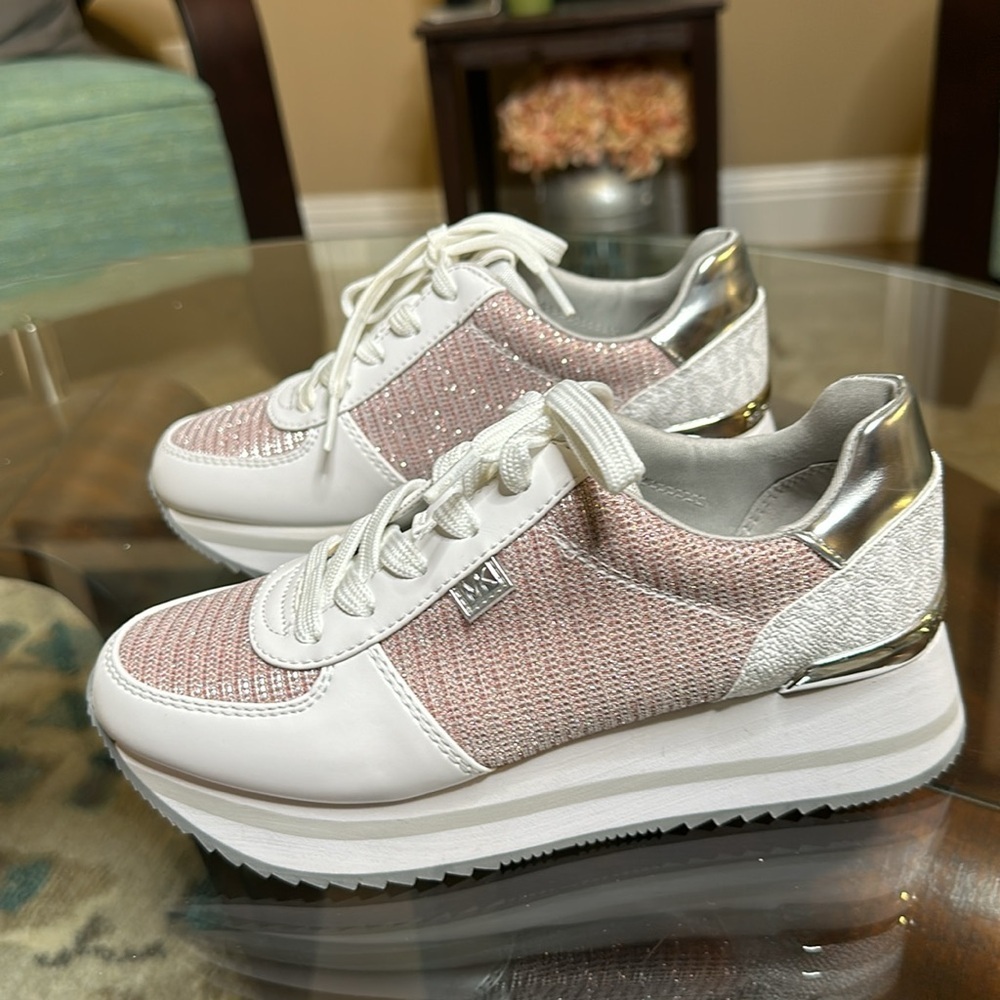 New Monique Pink Glitter‎ Chain Mesh Trainer size 5 - Picture 7 of 14